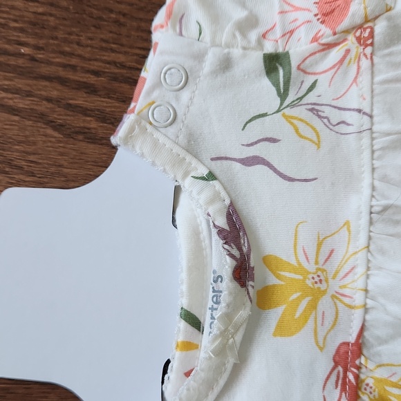 Carter's Girls Outfits - BNWT - Striped, Butterfly & Flowers Design - 9 Months - Picture 5 of 7